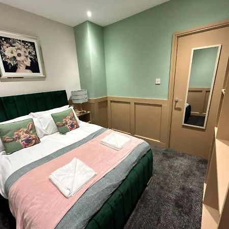 Strawberry Fields Suite By Sasco Apartments Blackpool Exterior foto