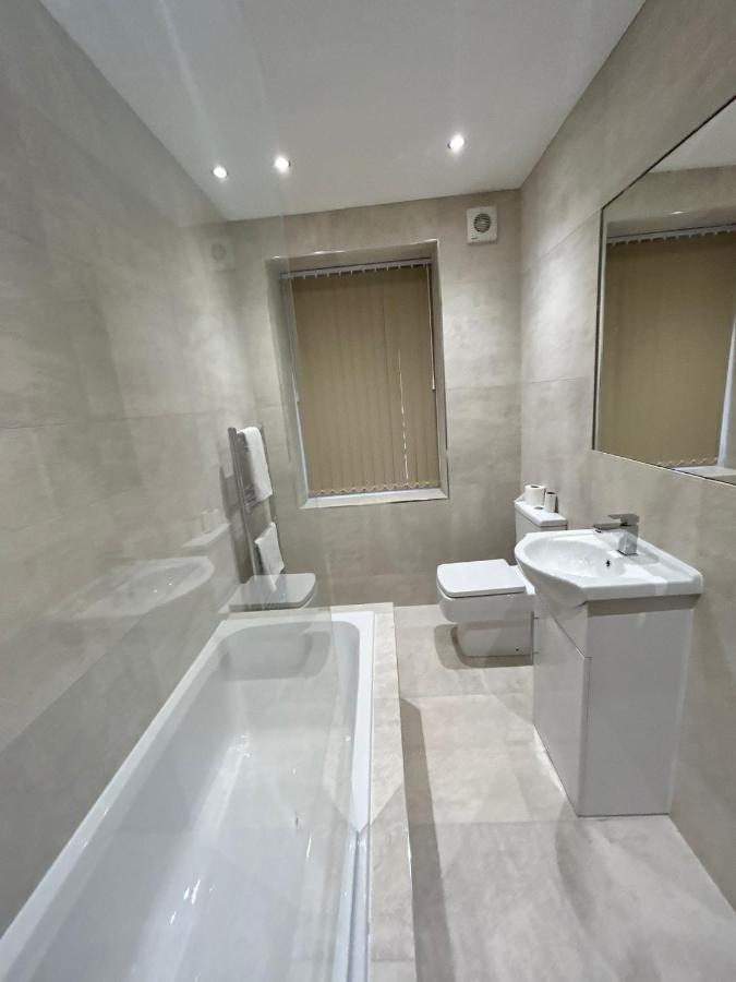 Strawberry Fields Suite By Sasco Apartments Blackpool Exterior foto